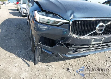 2018 Volvo Xc60 T5 Momentum from USA, damaged, VIN YV4102RK1J1039208
